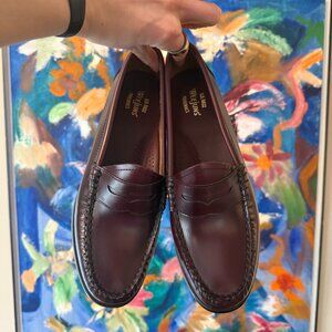 G. H. Bass Whitney Weejuns Loafer (W9.5)